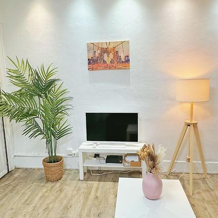 2 Minutes Metro Pasteur Paris 15Th Cosy Apartment Free Parking Buitenkant foto